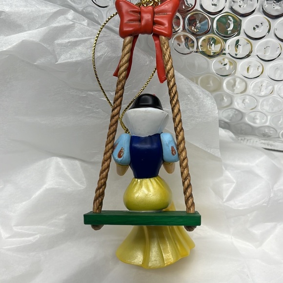 Snow White from Disney Movie Christmas Ornament NIB - Picture 3 of 7